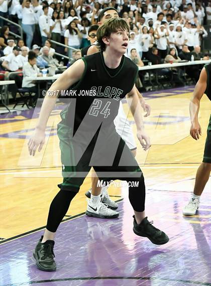 Thumbnail 1 in Sunnyslope vs. Apollo (AIA 5A Final)  photogallery.