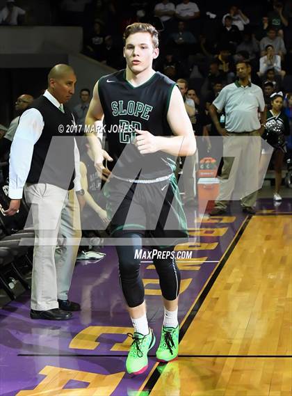 Thumbnail 1 in Sunnyslope vs. Apollo (AIA 5A Final)  photogallery.