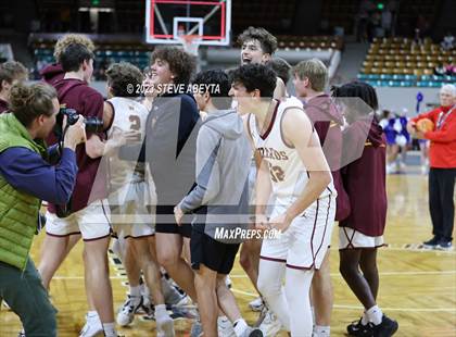 Thumbnail 1 in Windsor vs. Longmont (CHSAA 5A Great 8) photogallery.
