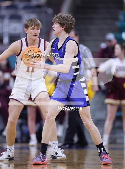 Thumbnail 1 in Windsor vs. Longmont (CHSAA 5A Great 8) photogallery.