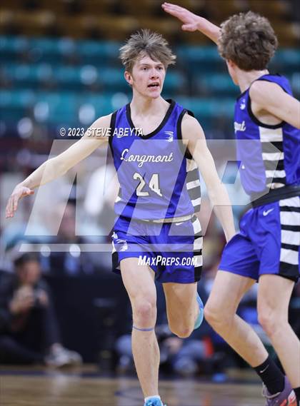 Thumbnail 1 in Windsor vs. Longmont (CHSAA 5A Great 8) photogallery.