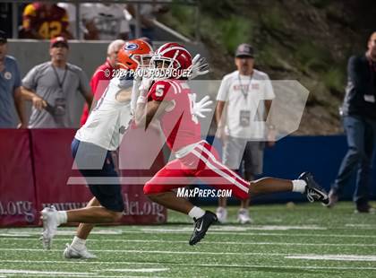 Thumbnail 1 in Bishop Gorman @ Mater Dei photogallery.