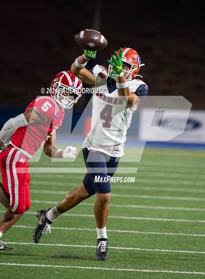 Thumbnail 2 in Bishop Gorman @ Mater Dei photogallery.