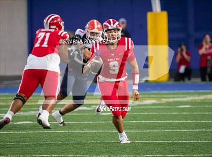 Thumbnail 2 in Bishop Gorman @ Mater Dei photogallery.