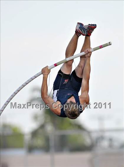 Thumbnail 2 in 44th Arcadia Invitational (Saturday's Boys Pole Vault) photogallery.