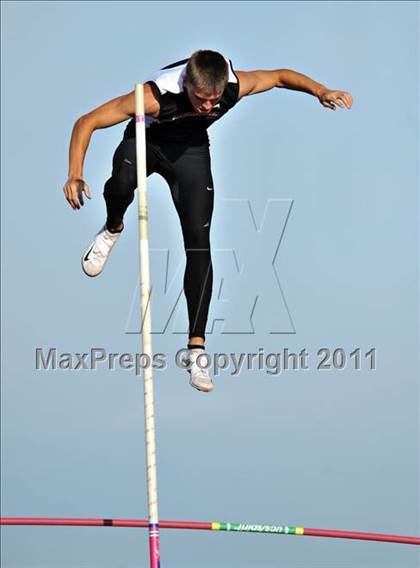 Thumbnail 2 in 44th Arcadia Invitational (Saturday's Boys Pole Vault) photogallery.