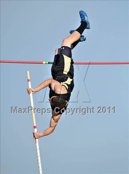 Thumbnail 3 in 44th Arcadia Invitational (Saturday's Boys Pole Vault) photogallery.