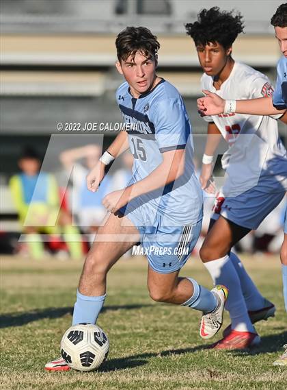 Thumbnail 2 in Lee vs Johnson photogallery.
