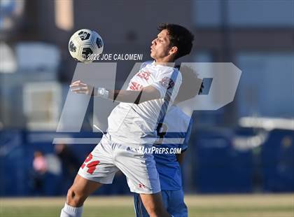 Thumbnail 2 in Lee vs Johnson photogallery.