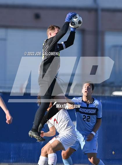 Thumbnail 1 in Lee vs Johnson photogallery.