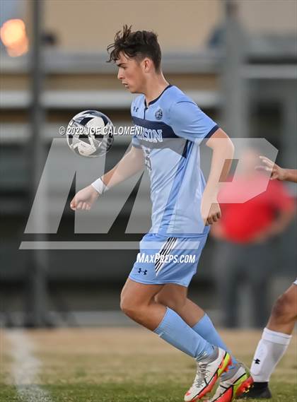 Thumbnail 3 in Lee vs Johnson photogallery.