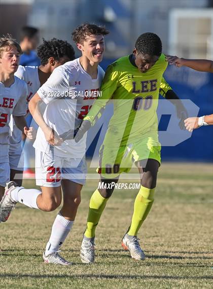 Thumbnail 3 in Lee vs Johnson photogallery.