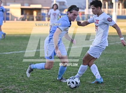 Thumbnail 1 in Lee vs Johnson photogallery.