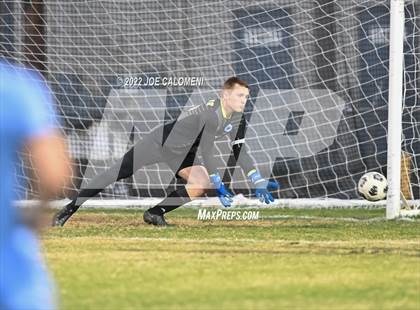 Thumbnail 3 in Lee vs Johnson photogallery.