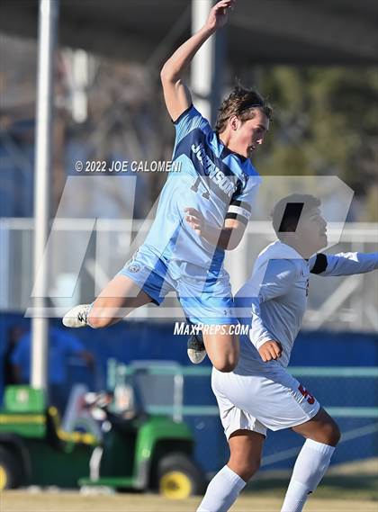 Thumbnail 2 in Lee vs Johnson photogallery.