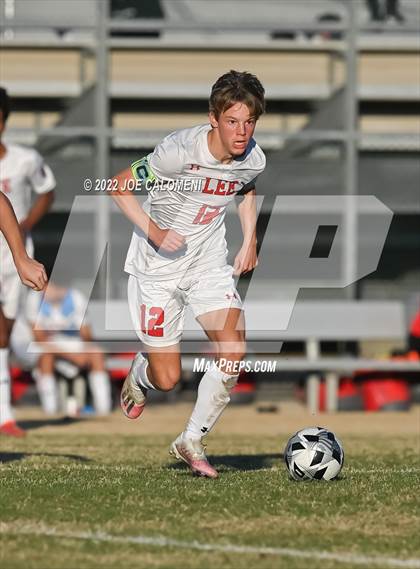 Thumbnail 2 in Lee vs Johnson photogallery.