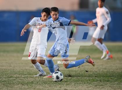Thumbnail 3 in Lee vs Johnson photogallery.