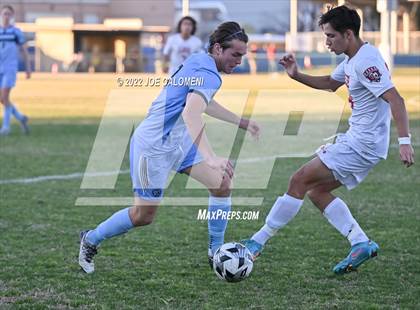 Thumbnail 3 in Lee vs Johnson photogallery.