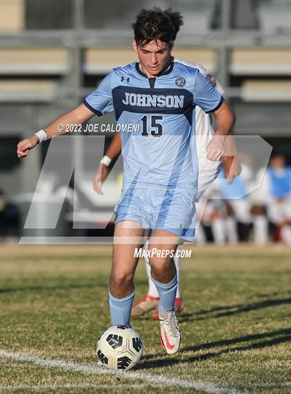 Thumbnail 3 in Lee vs Johnson photogallery.