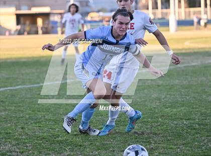Thumbnail 1 in Lee vs Johnson photogallery.