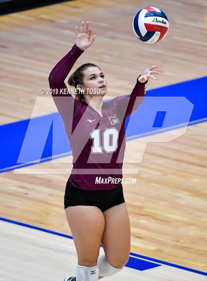Thumbnail 3 in Taft @ Marshall photogallery.