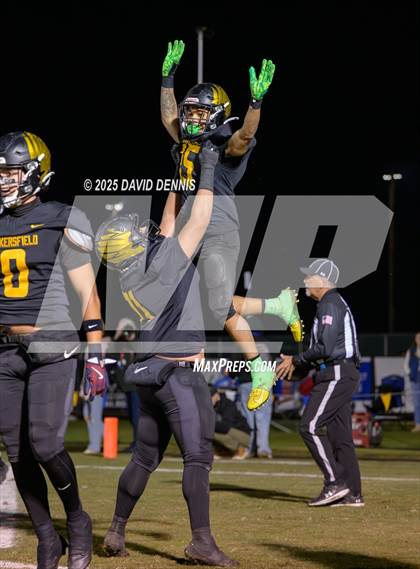 Thumbnail 2 in Bakersfield Christian vs Liberty (CIF CS D1-A Final) photogallery.