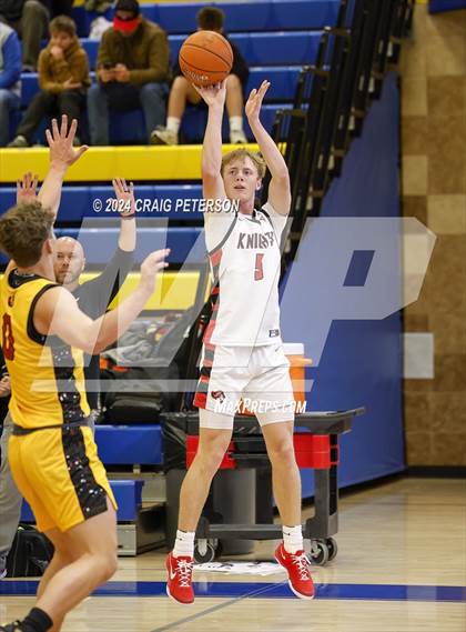 Thumbnail 3 in Star Valley vs. Hillcrest photogallery.