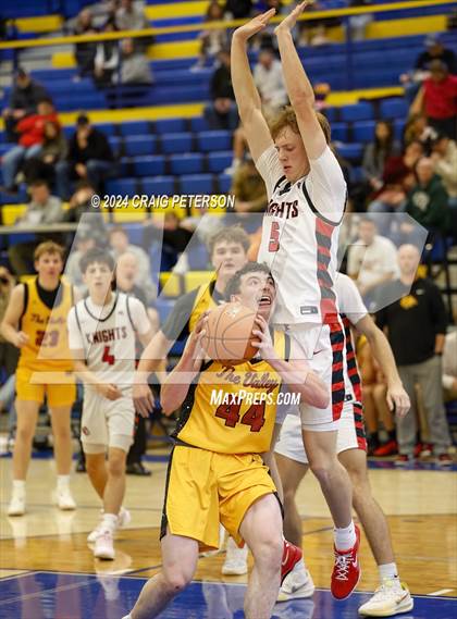 Thumbnail 2 in Star Valley vs. Hillcrest photogallery.