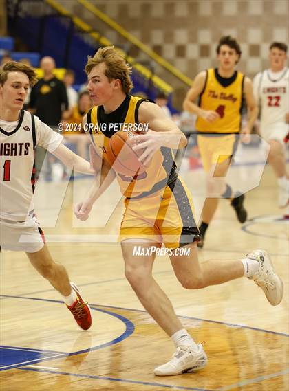 Thumbnail 3 in Star Valley vs. Hillcrest photogallery.