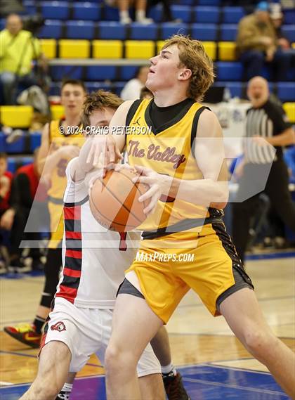 Thumbnail 3 in Star Valley vs. Hillcrest photogallery.
