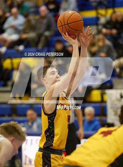 Thumbnail 3 in Star Valley vs. Hillcrest photogallery.