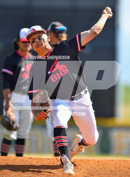 Thumbnail 2 in Mountain Vista vs. Brighton - CHSAA - Regional Playoff Game photogallery.