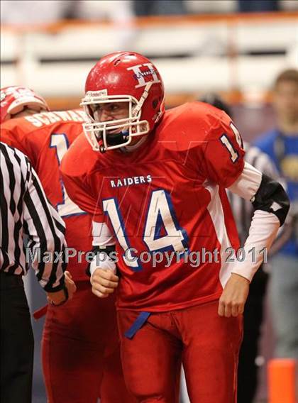 Thumbnail 2 in Schalmont vs. Hornell (NYSPHSAA Class B Final) photogallery.