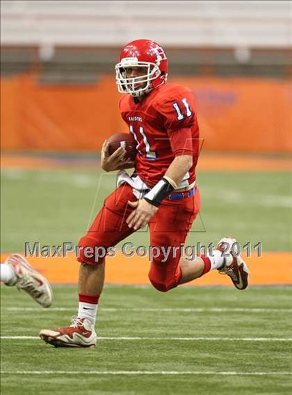 Thumbnail 1 in Schalmont vs. Hornell (NYSPHSAA Class B Final) photogallery.