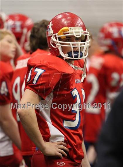 Thumbnail 3 in Schalmont vs. Hornell (NYSPHSAA Class B Final) photogallery.