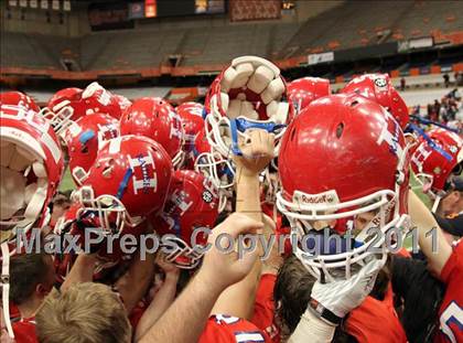 Thumbnail 3 in Schalmont vs. Hornell (NYSPHSAA Class B Final) photogallery.