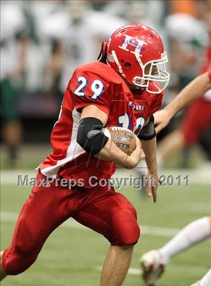 Thumbnail 2 in Schalmont vs. Hornell (NYSPHSAA Class B Final) photogallery.