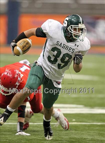 Thumbnail 1 in Schalmont vs. Hornell (NYSPHSAA Class B Final) photogallery.