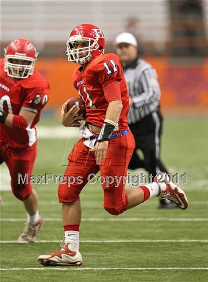 Thumbnail 3 in Schalmont vs. Hornell (NYSPHSAA Class B Final) photogallery.