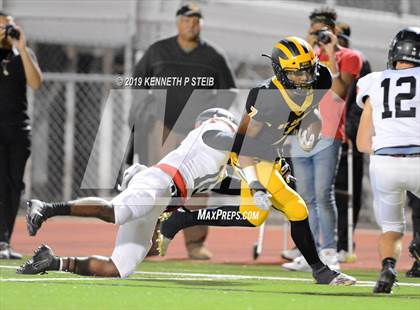 Thumbnail 3 in Brusly @ St. James (LHSAA 3A Quarterfinal) photogallery.