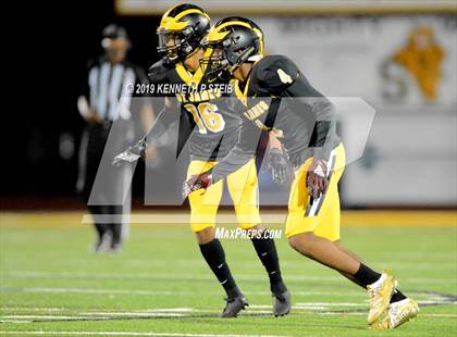 Thumbnail 2 in Brusly @ St. James (LHSAA 3A Quarterfinal) photogallery.