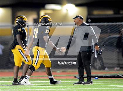 Thumbnail 2 in Brusly @ St. James (LHSAA 3A Quarterfinal) photogallery.