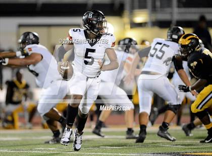 Thumbnail 3 in Brusly @ St. James (LHSAA 3A Quarterfinal) photogallery.