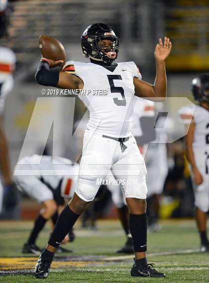 Thumbnail 3 in Brusly @ St. James (LHSAA 3A Quarterfinal) photogallery.
