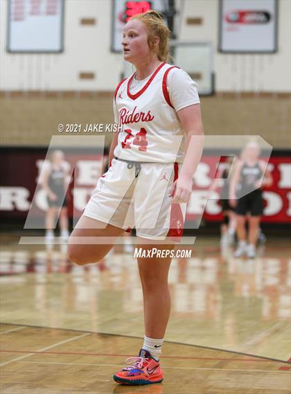 Thumbnail 3 in Grand Forks Central vs. Red River photogallery.