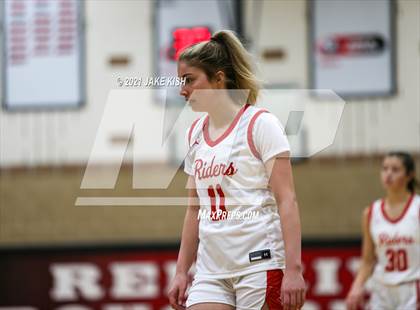 Thumbnail 3 in Grand Forks Central vs. Red River photogallery.