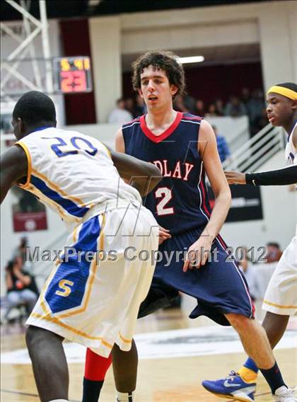 Thumbnail 2 in Findlay Prep vs. Simeon (Spalding Hoophall Classic) photogallery.