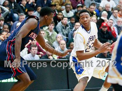 Thumbnail 1 in Findlay Prep vs. Simeon (Spalding Hoophall Classic) photogallery.