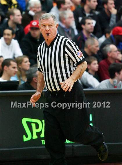 Thumbnail 2 in Findlay Prep vs. Simeon (Spalding Hoophall Classic) photogallery.