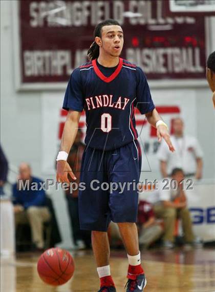 Thumbnail 1 in Findlay Prep vs. Simeon (Spalding Hoophall Classic) photogallery.